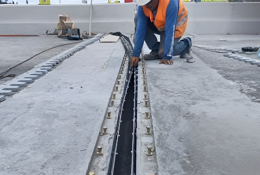 Instalación de Juntas de Calzada