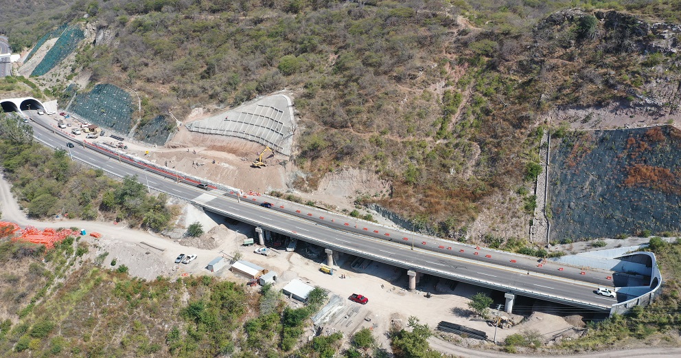 Instalacion de Micropilotes en puentes