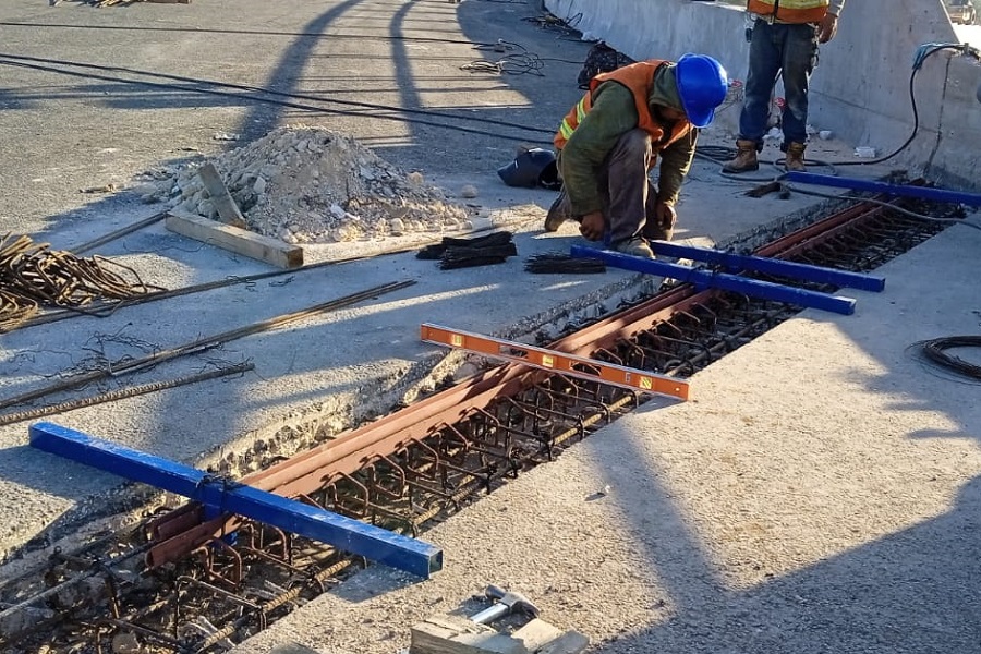 Colocación de Juntas de Calzada, Juntas de Expansión