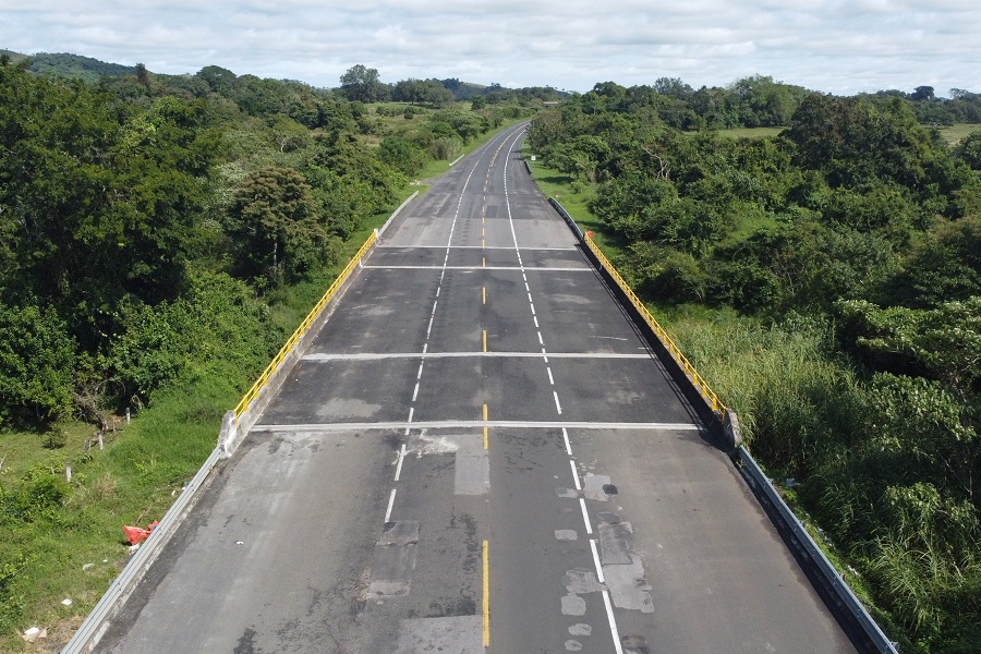 Colocación de Juntas de Calzada, Juntas de Expansión, México-Tuxpan