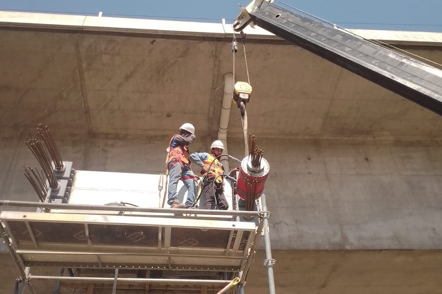 Postensado en Estructuras, Topes Sísmicos