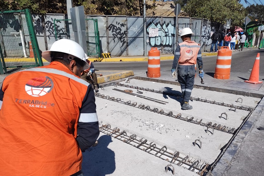 Fabricación de Tabletas Presforzadas, Colocación, Estructuras viales